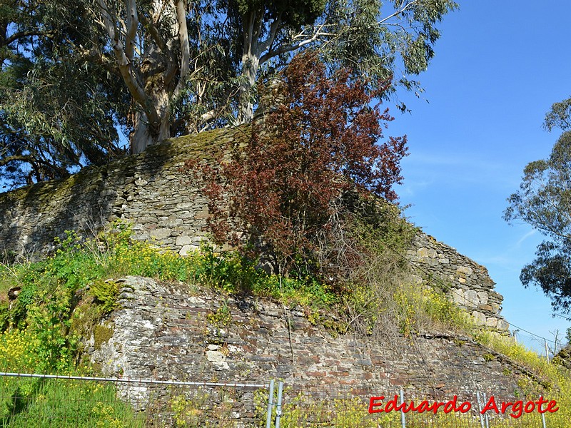 Fortaleza de Sarria