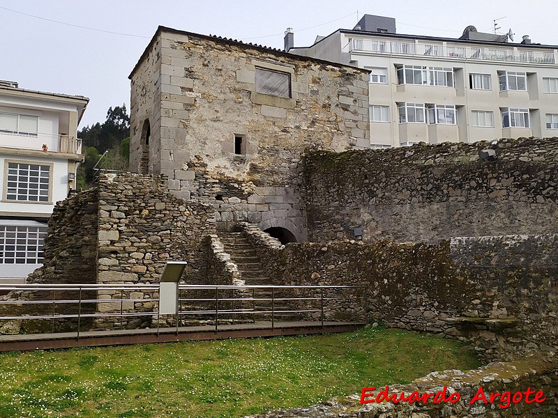 Muralla urbana de Viveiro