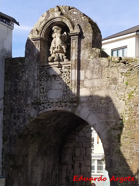 Puerta de Santiago