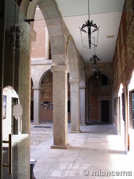 Castillo de Villaviciosa de Odón