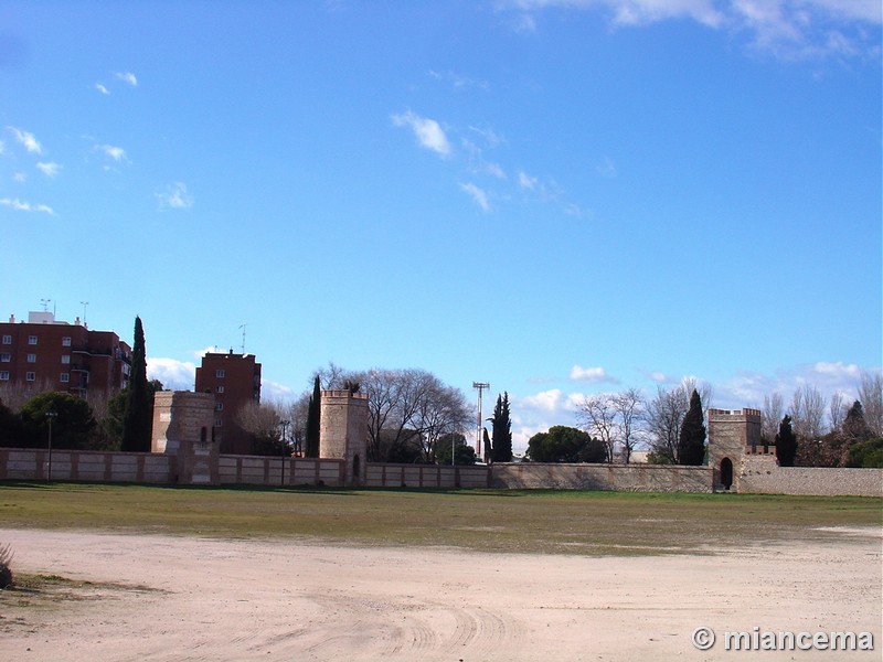 Muralla urbana de Alcalá de Henares