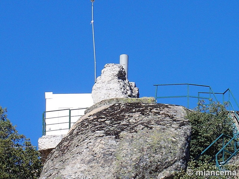 Recinto murado de Peña Muñana