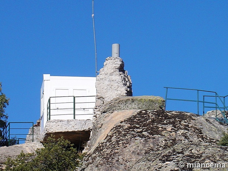 Recinto murado de Peña Muñana