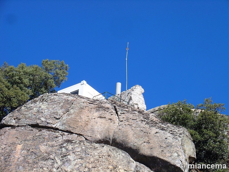 Recinto murado de Peña Muñana