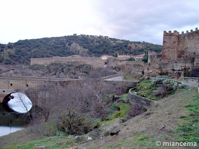 Muralla urbana de Buitrago de Lozoya