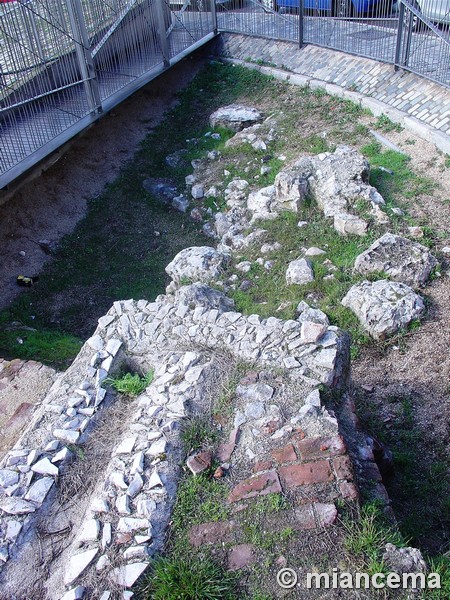 Puerta de la Vega