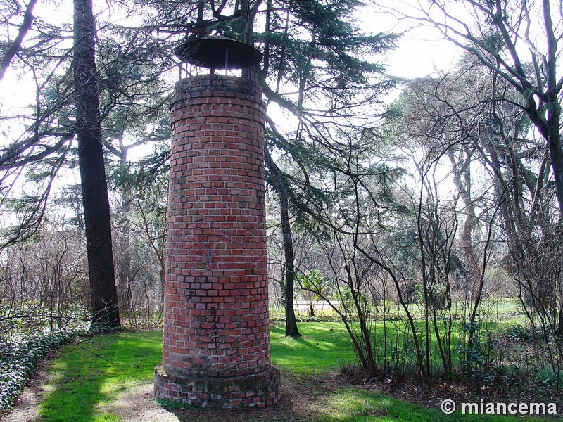 Bunker Parque el Capricho (Alameda de Osuna)