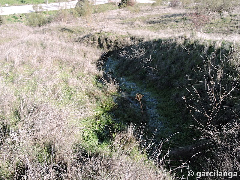 Búnkers y trincheras de la calle Acanto