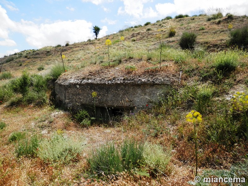 Bunker Hexagonal, trincheras y refugios