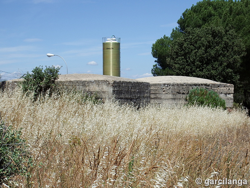 Búnkers del Cerro de los Gamos