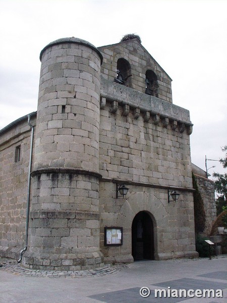 Iglesia fortificada de Santa María de la Asunción