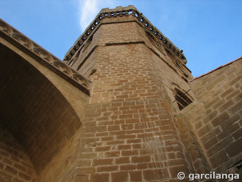 Basílica fortificada de Santa María la Real