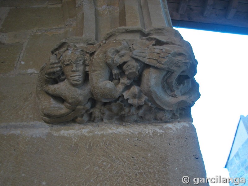 Basílica fortificada de Santa María la Real