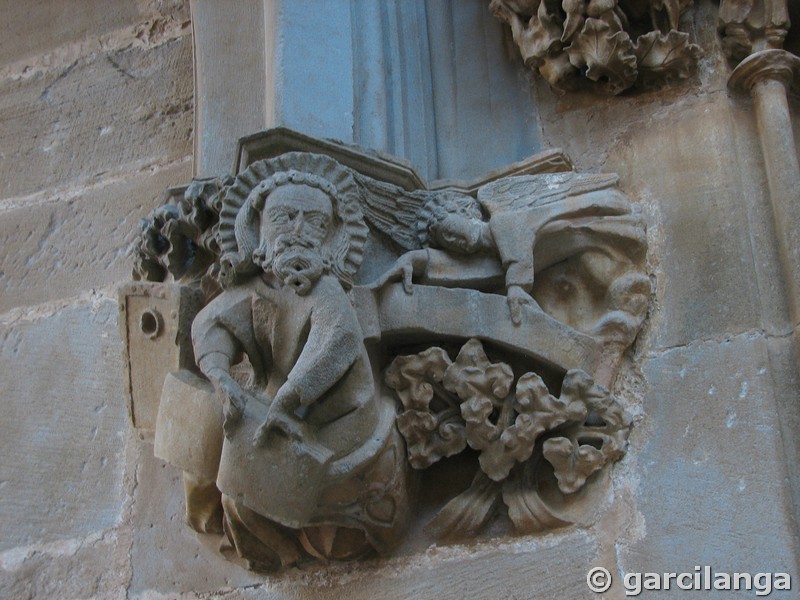 Basílica fortificada de Santa María la Real