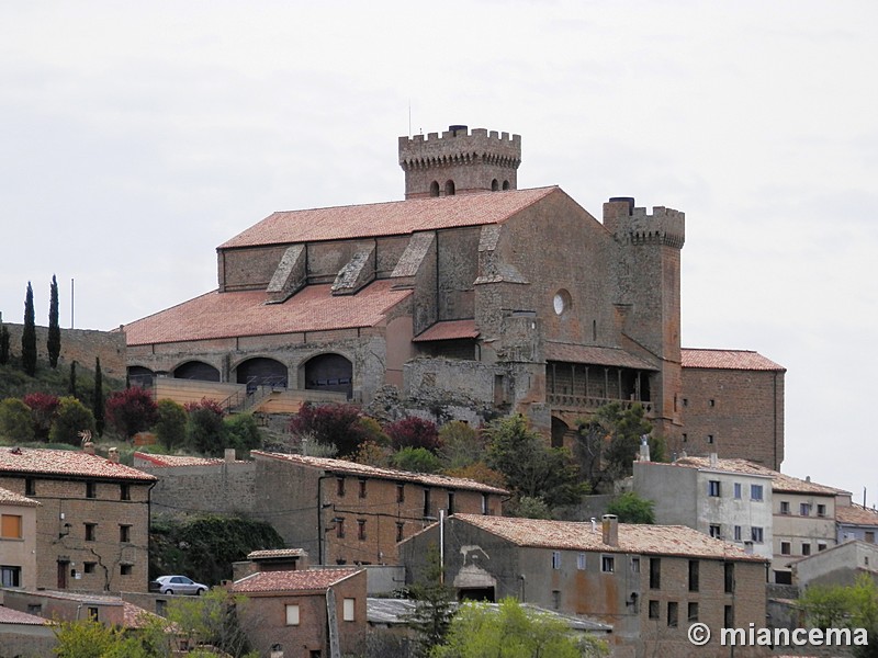 Basílica fortificada de Santa María la Real