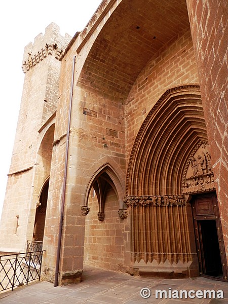 Basílica fortificada de Santa María la Real