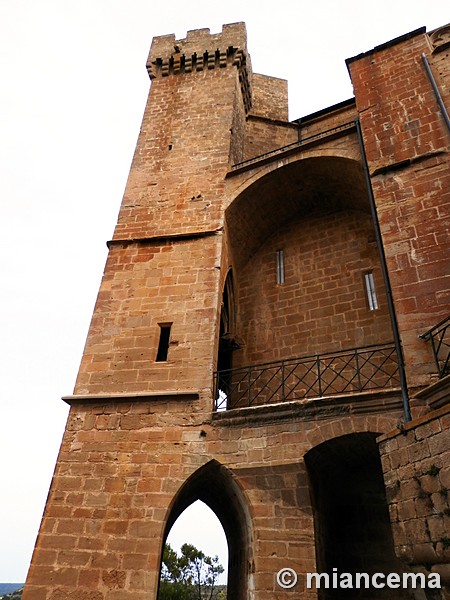 Basílica fortificada de Santa María la Real