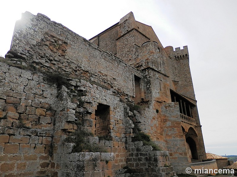 Basílica fortificada de Santa María la Real