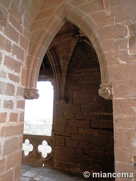 Basílica fortificada de Santa María la Real