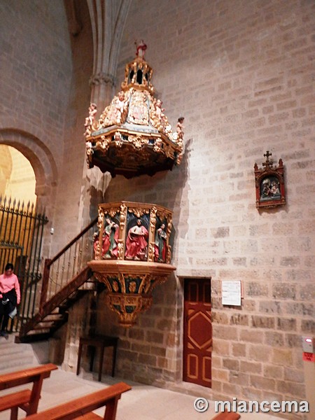 Basílica fortificada de Santa María la Real