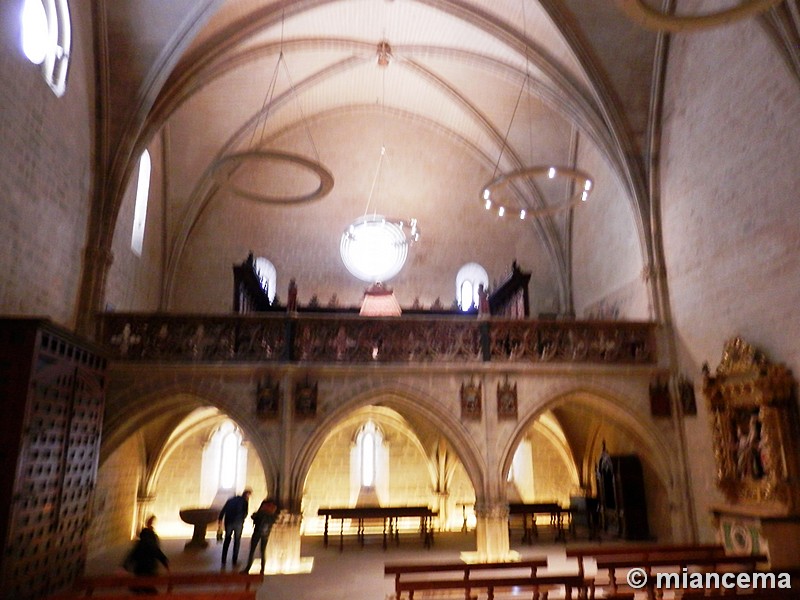 Basílica fortificada de Santa María la Real