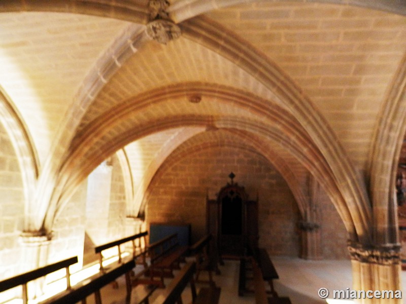 Basílica fortificada de Santa María la Real