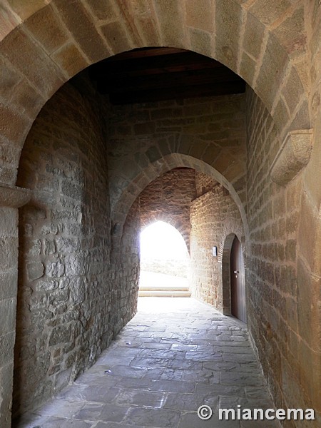 Basílica fortificada de Santa María la Real