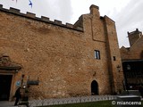 Palacio fortificado de los Teobaldos