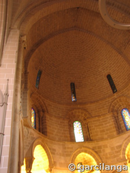 Iglesia fortificada de San Pedro de la Rúa