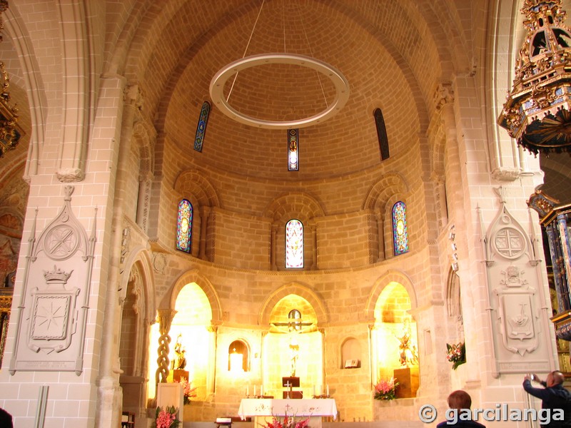 Iglesia fortificada de San Pedro de la Rúa