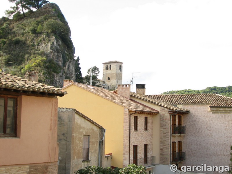 Iglesia fortificada de San Pedro de la Rúa