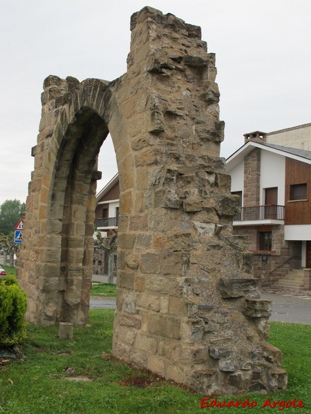 Muralla urbana de Sangüesa