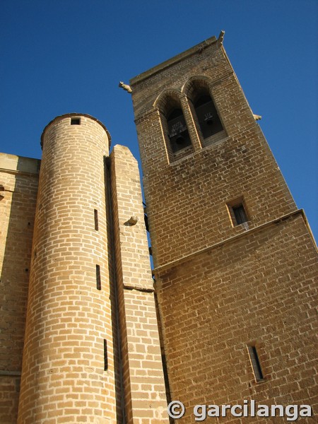 Iglesia fortificada de San Saturnino