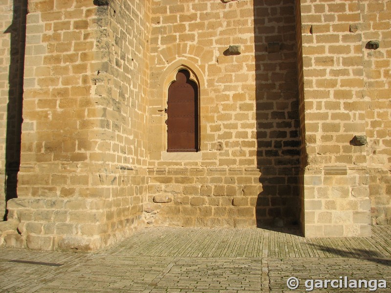 Iglesia fortificada de San Saturnino