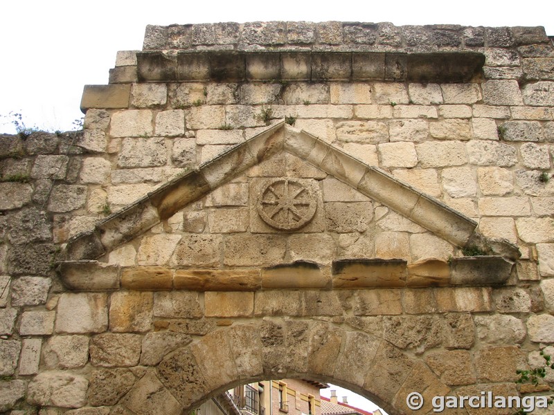 Muralla urbana de Estella