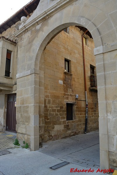 Muralla urbana de Olite