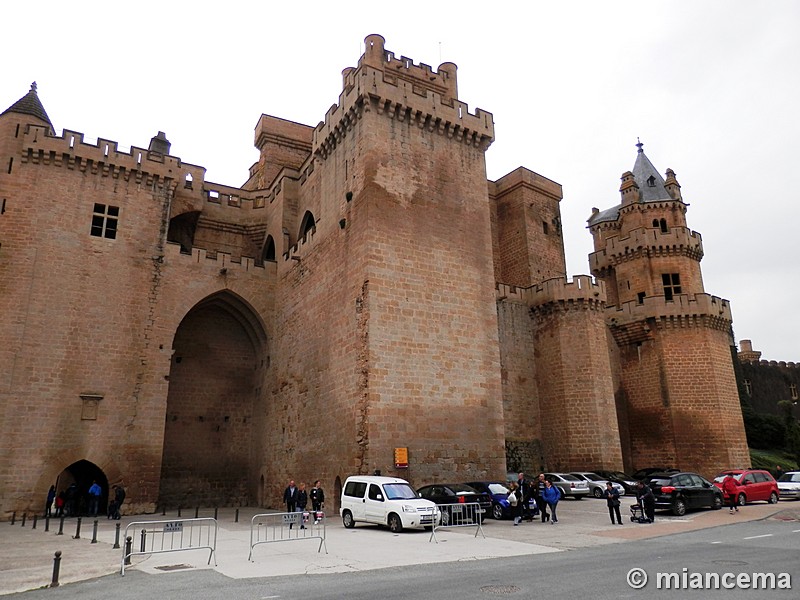 Muralla urbana de Olite