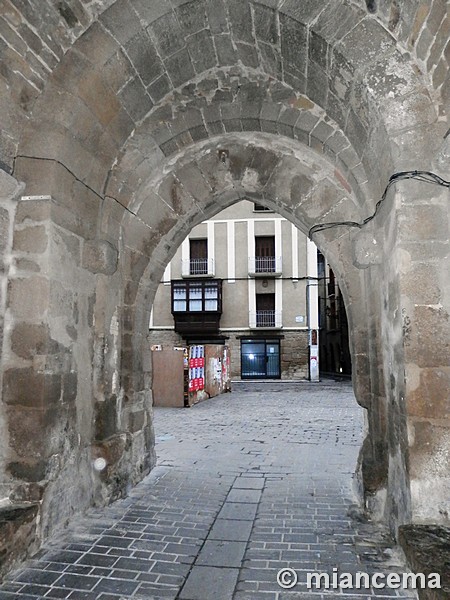 Muralla urbana de Olite