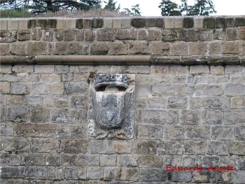 Muralla abaluartada de Pamplona