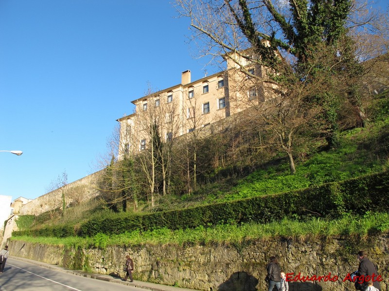 Muralla abaluartada de Pamplona