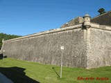 Muralla abaluartada de Pamplona