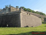 Muralla abaluartada de Pamplona