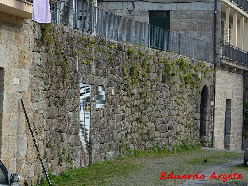 Muralla urbana de Ribadavia