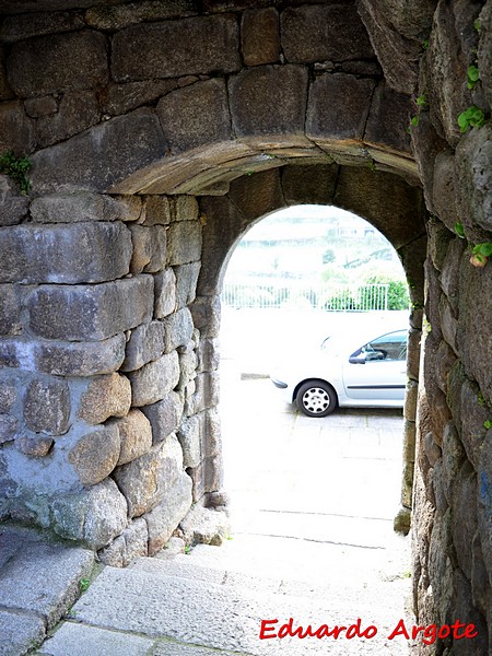 Muralla urbana de Ribadavia