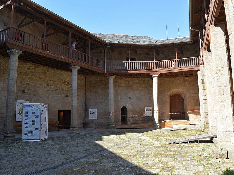 Fortaleza de Castro Caldelas