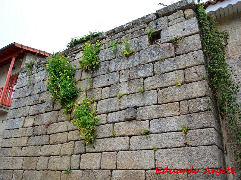 Muralla urbana de Allariz