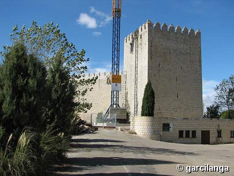 Castillo de Monzón de Campos