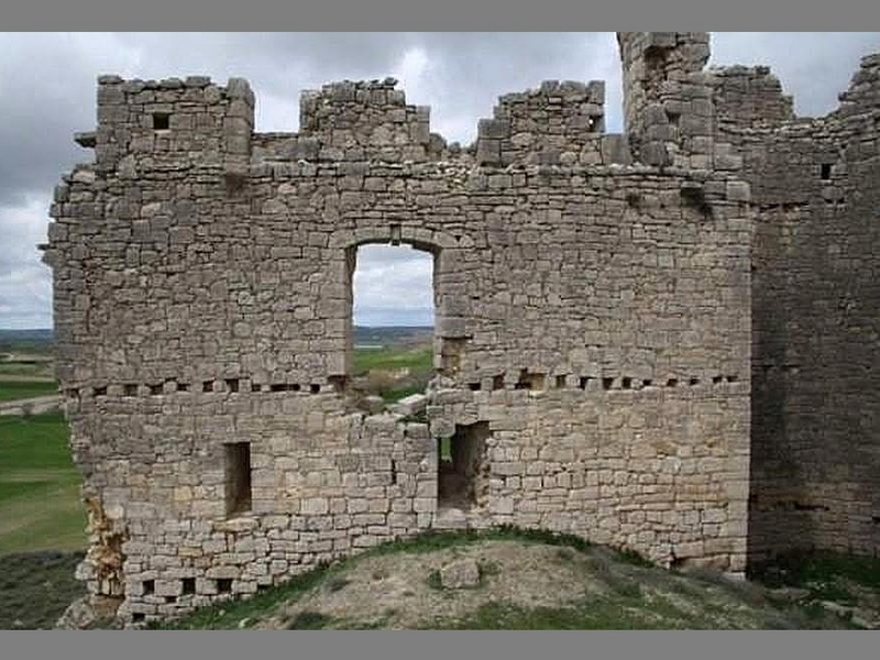 Castillo de Hornillos de Cerrato