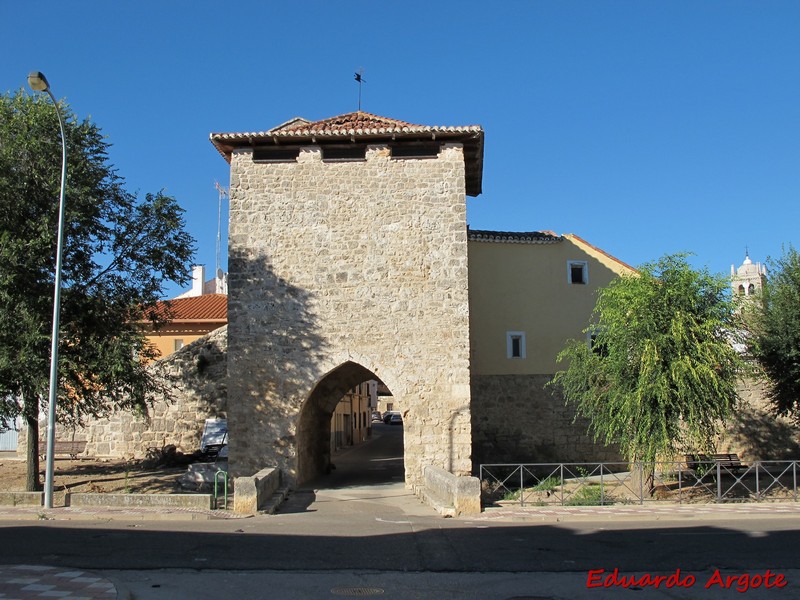 Muralla urbana de Dueñas