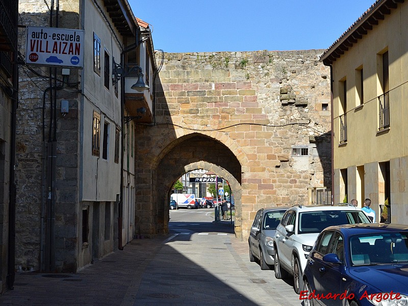 Muralla urbana de Aguilar de Campoo